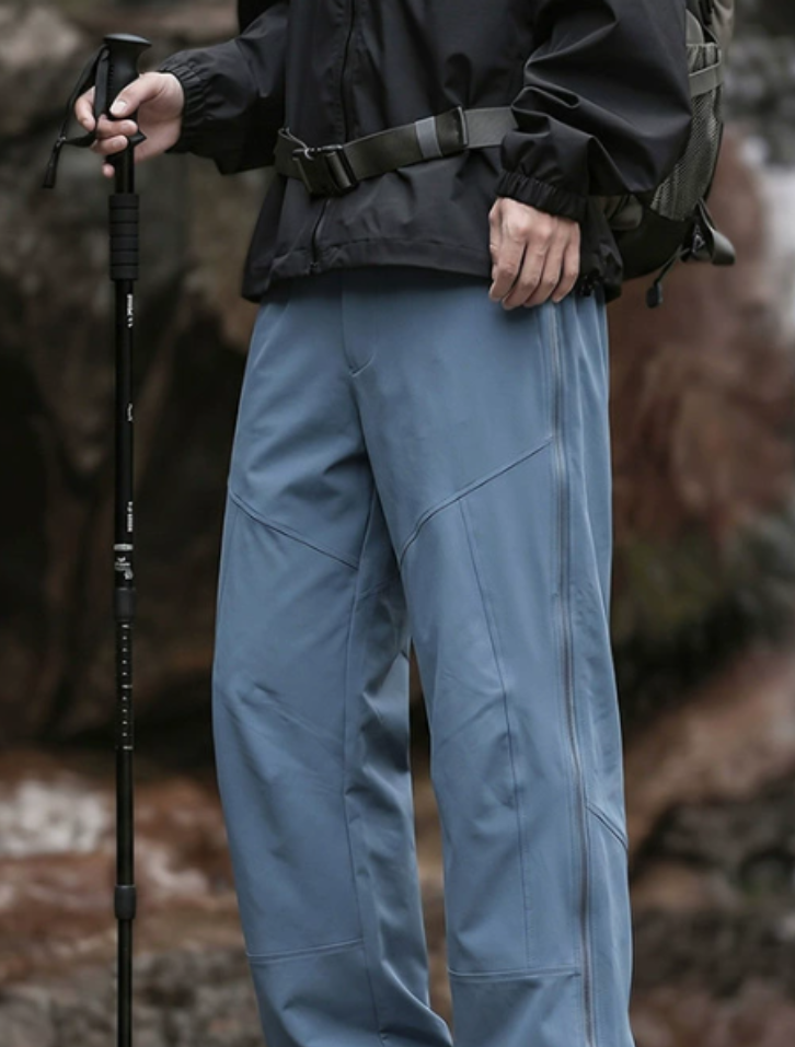 新款压胶冲锋裤户外登山防水防风热封工艺防水拉链露营防水裤